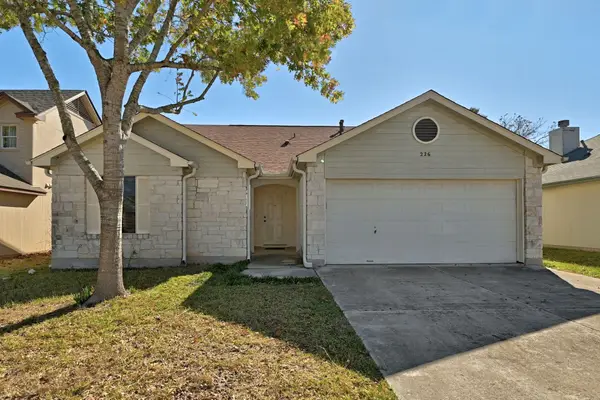 226 Sunshadow Dr, Lockhart, TX 78644