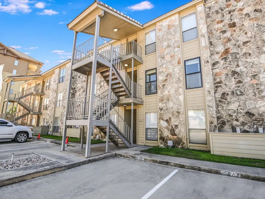 1100 The Cape #602, Horseshoe Bay, TX 78657 - #3