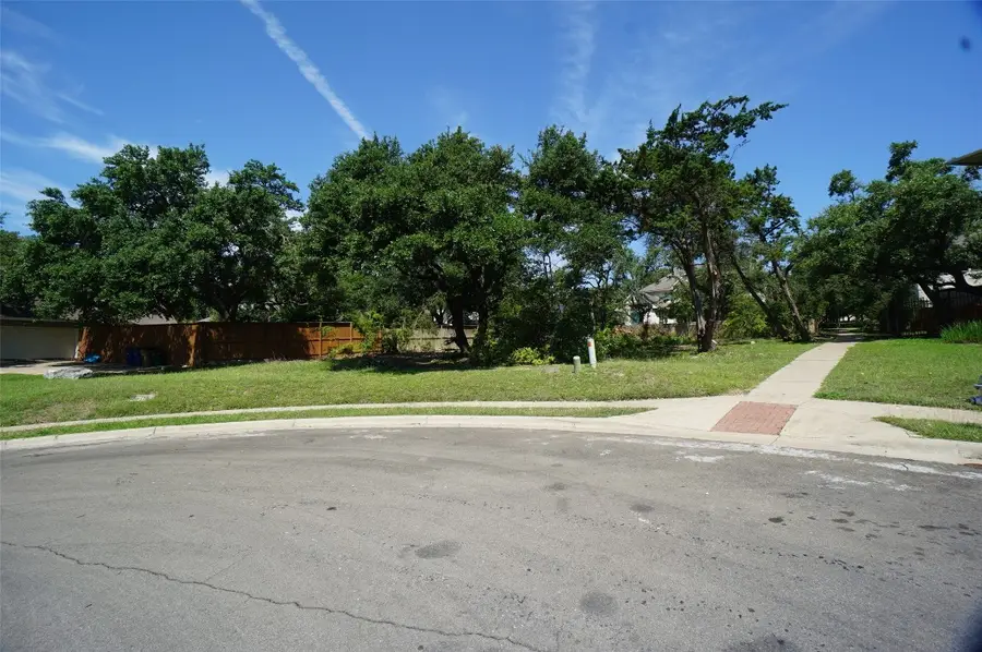 6631 Lost Horizon Dr, Austin, TX 78759 - Image #3