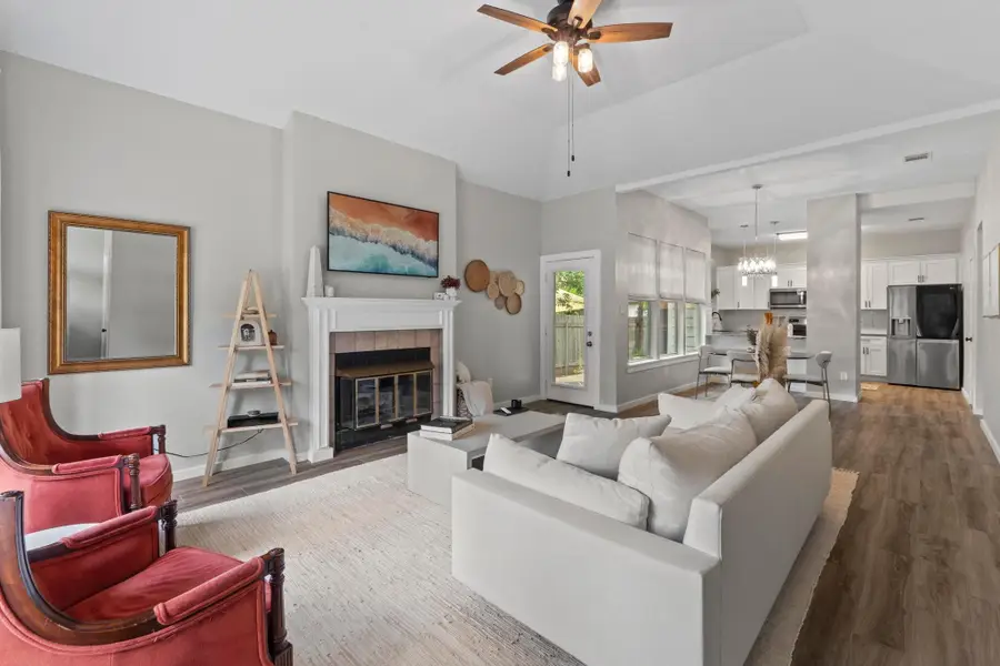 2134 Cervin Blvd, Austin, TX 78728 - Image #2