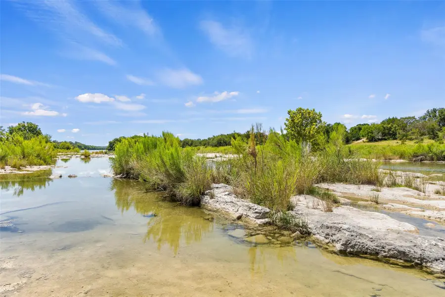 135 River View Dr, Johnson City, TX 78636 - #2