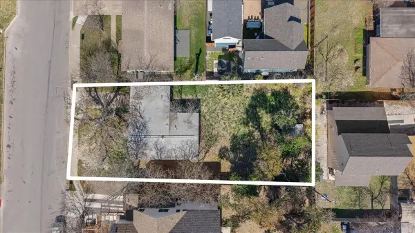 8017 Lazy Ln, Austin, TX 78757