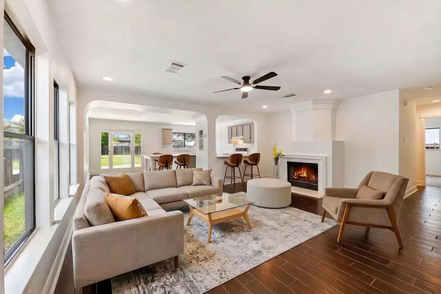 3612 Bass Loop, Round Rock, TX 78665 - #3