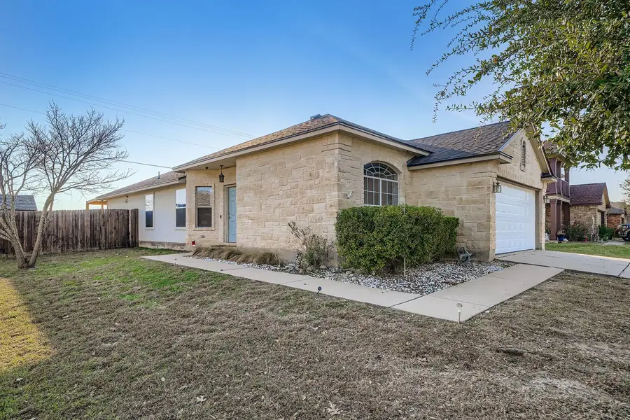 326 Wimberley St, Hutto, TX 78634 - Image #2
