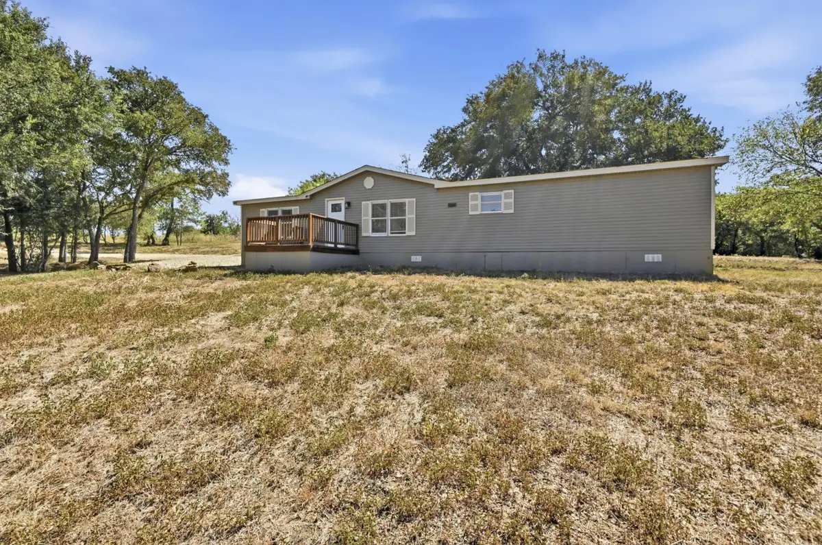 871 Political Rd, Lockhart, TX 78644 - #1