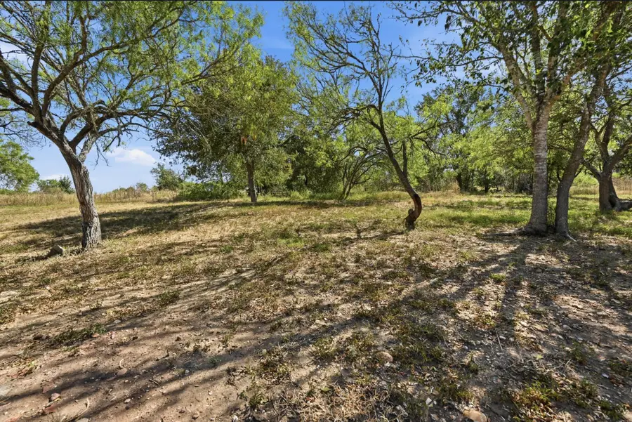 871 Political Rd, Lockhart, TX 78644 - #2