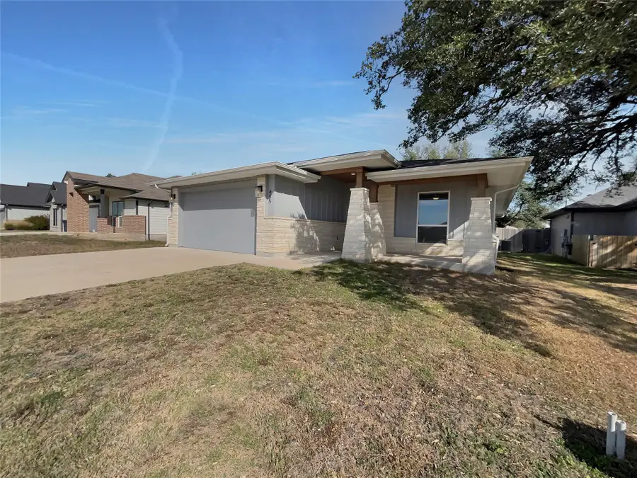 485 Dove Trl, Bertram, TX 78605 - Image #3