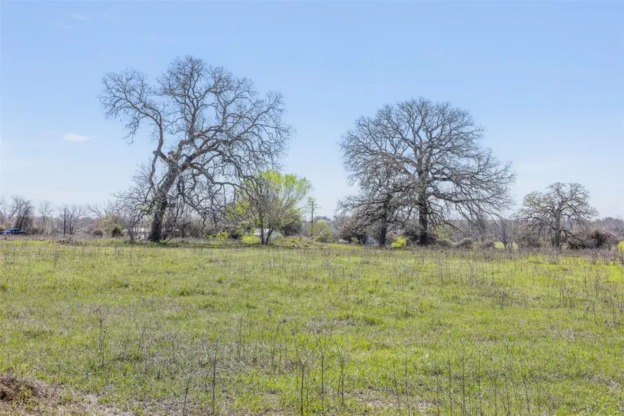 128 County Road 214, Hallettsville, TX 77964 - #2