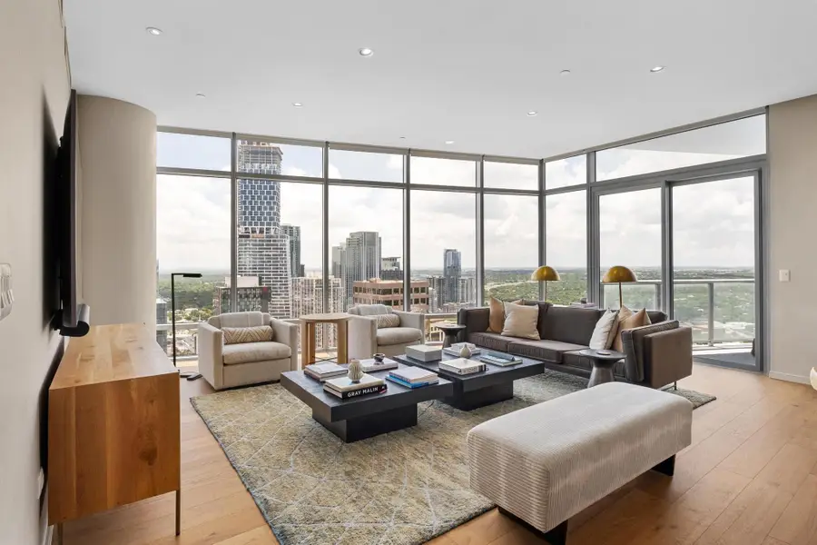 200 Congress Ave #37H, Austin, TX 78701 - #2