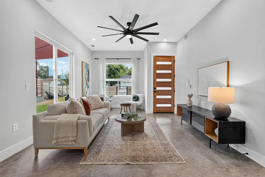 1606 Grayford Dr #1, Austin, TX 78704 - #2