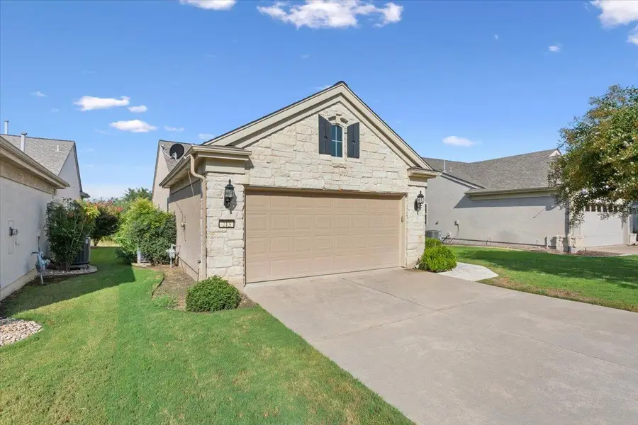 213 Fieldstone Dr, Georgetown, TX 78633 - Image #2