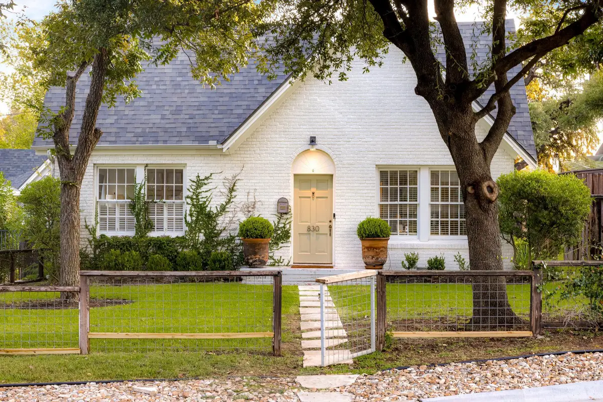 830 Harris Ave, Austin, TX 78705 - Image #1