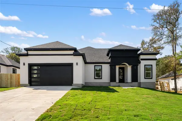 127 Hilea Ct, Bastrop, TX 78602