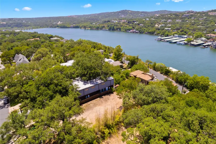 2202 Matthews Dr, Austin, TX 78703 - #3