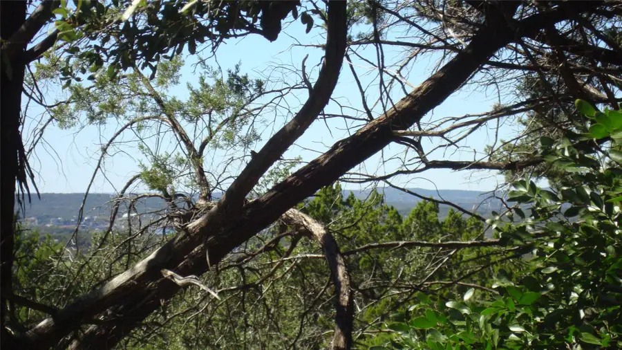 20804 Bonanza St, Lago Vista, TX 78645 - Image #2