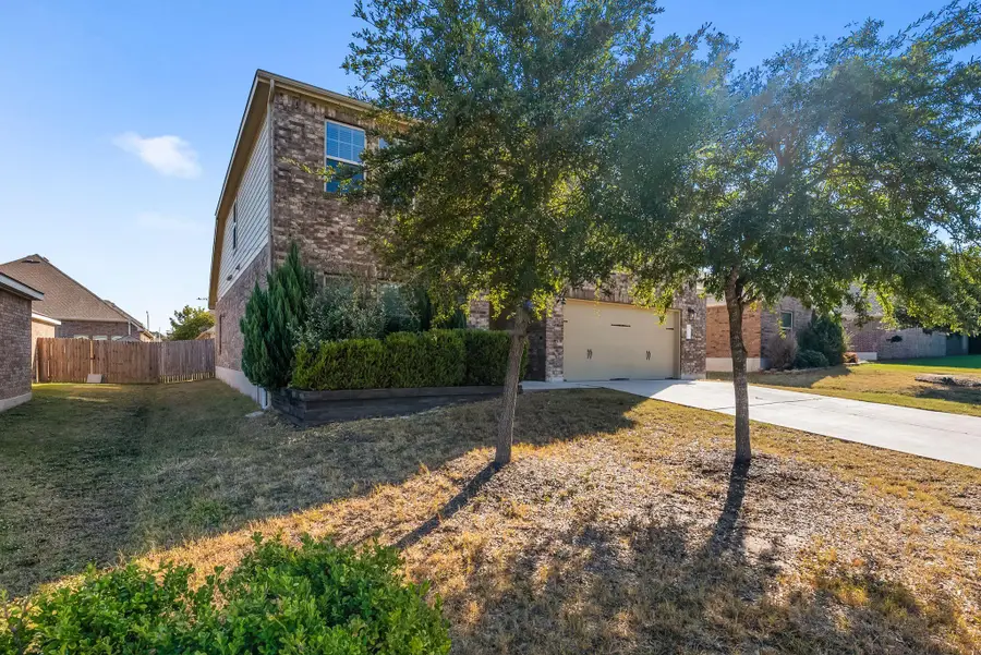 1016 Wolcott Dr, Leander, TX 78641 - Image #3