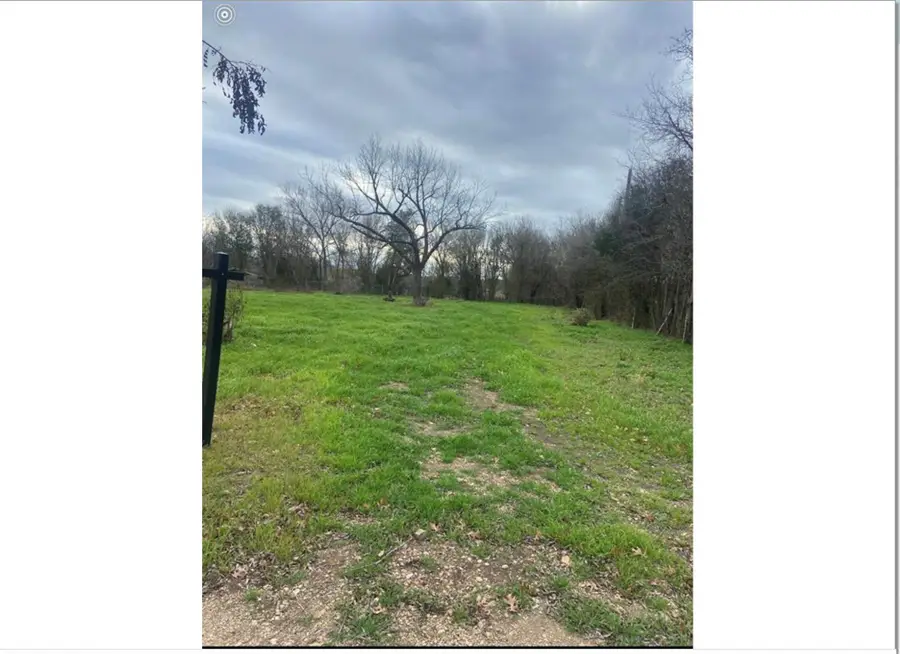 710 Hosack St, Taylor, TX 76574 - Image #3