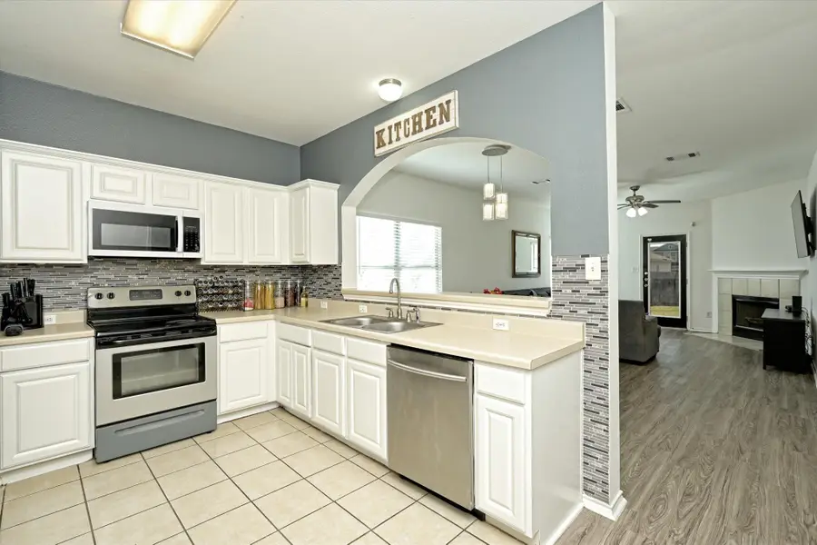 11816 Bastrop St, Manor, TX 78653 - #2