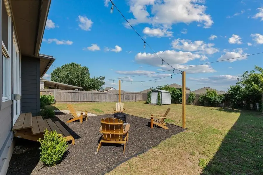 1910 Oaklawn Dr, Taylor, TX 76574 - #3