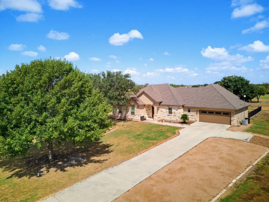 156 Private Road 4666 Dr, Castroville, TX 78009 - #3