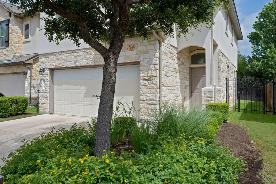 1401 Little Elm Trl #203, Cedar Park, TX 78613 - #2