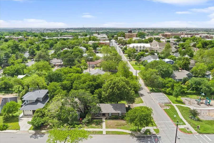 804 Ash St, Georgetown, TX 78626 - #2
