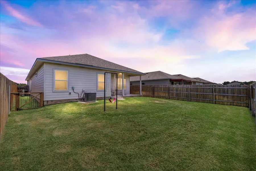 616 Independence Ave, Liberty Hill, TX 78642 - Image #2
