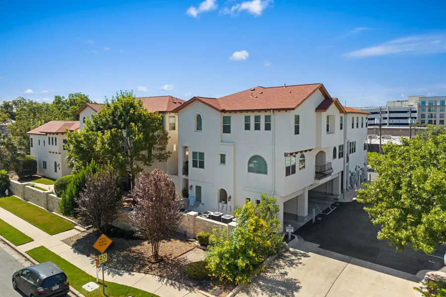 2207 Pasadena Dr #10, Austin, TX 78757 - #2