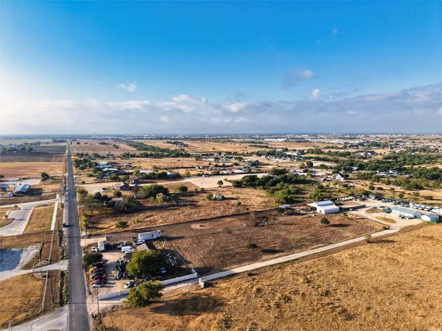 3400 County Road 100, Hutto, TX 78634 - #3