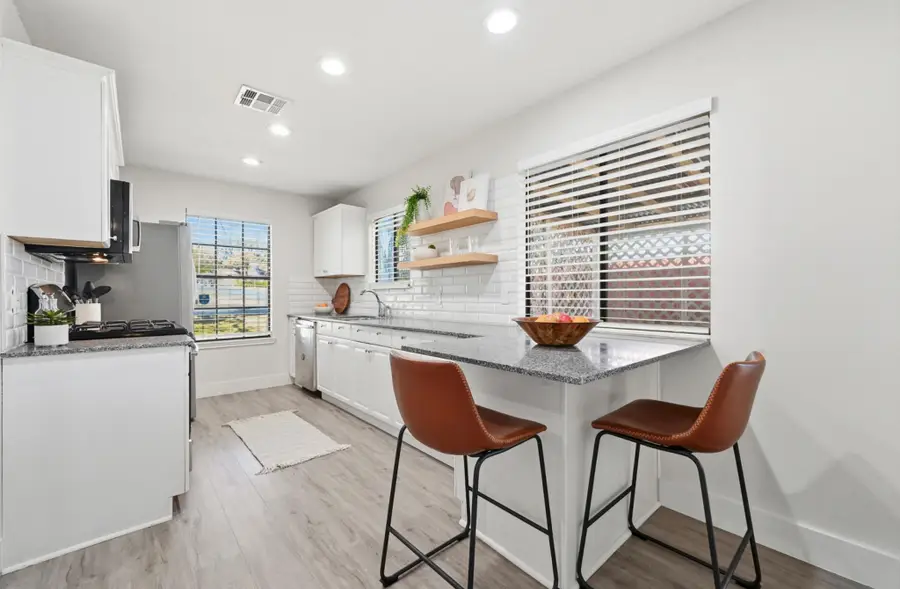 8501 Palace Pkwy, Austin, TX 78748 - #2