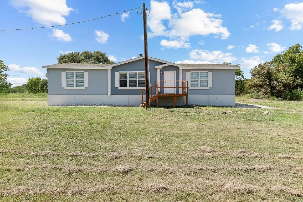 900 County Road 304, Bertram, TX 78605 - Image #1