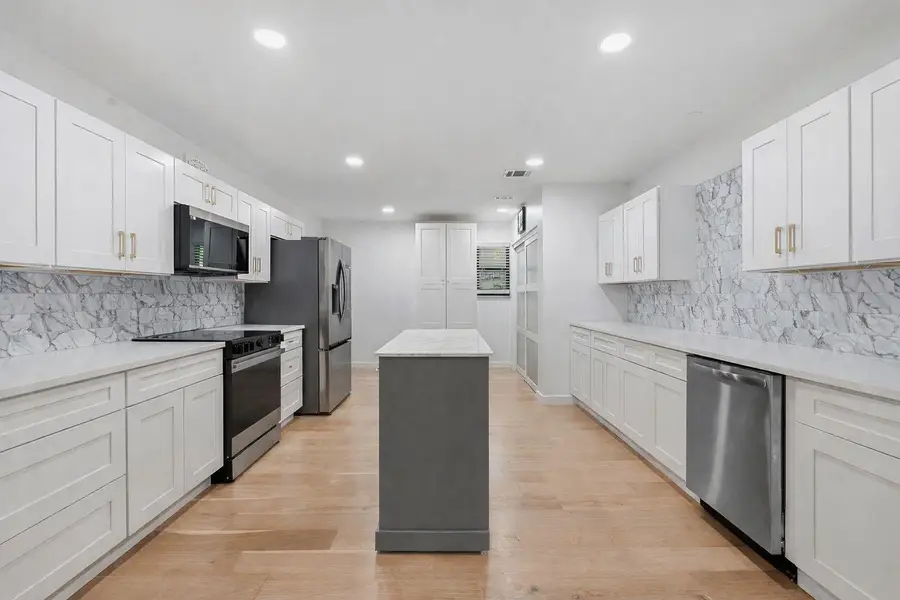 7803 Manassas Dr, Austin, TX 78745 - #2