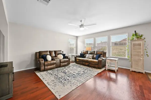 181 Cushman Dr, Kyle, TX 78640