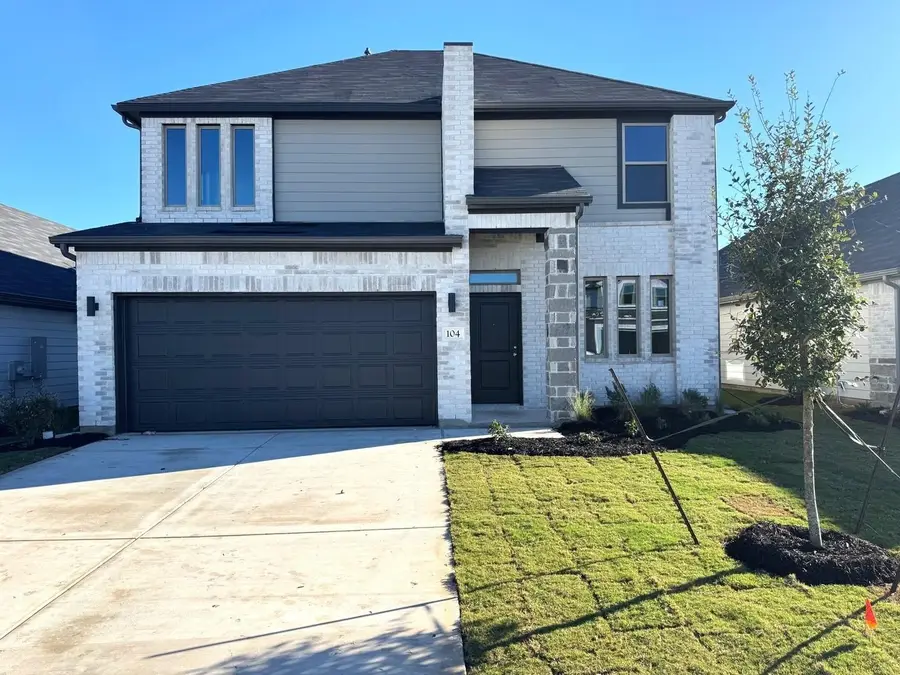 104 Mandeville Dr, Hutto, TX 78634 - Image #2