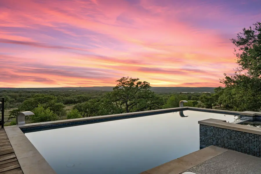 101 Durango Dr, Johnson City, TX 78636 - Image #2