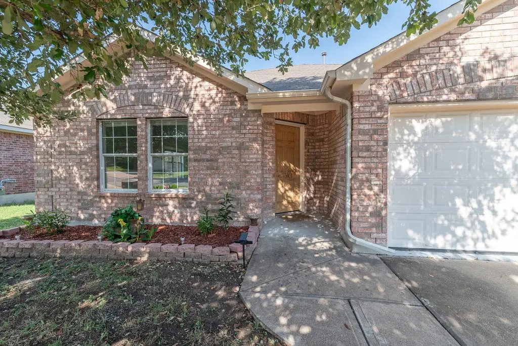 1310 Rainbow Parke Dr, Round Rock, TX 78665 - Image #1