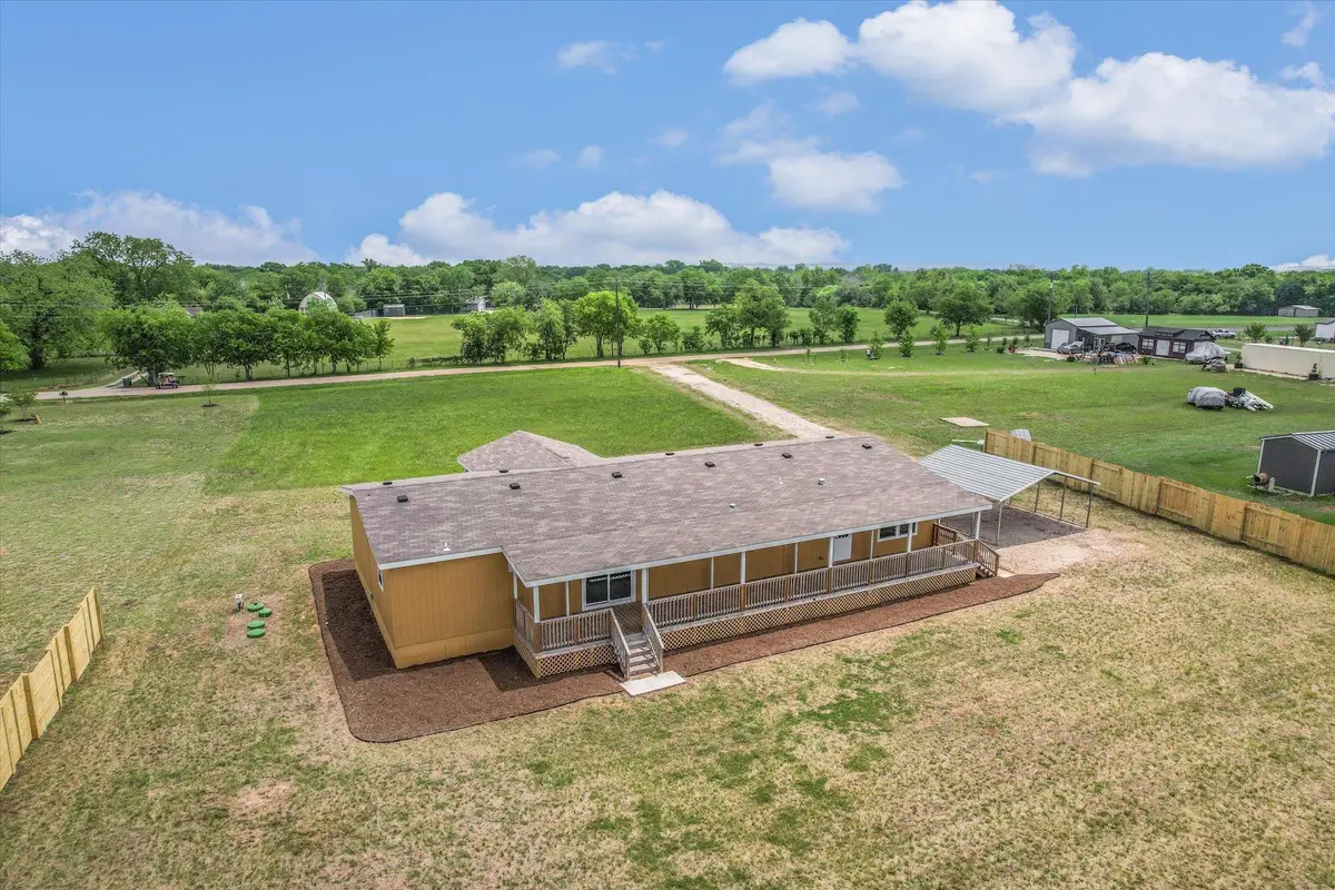 202 Lazy River Ln, Elgin, TX 78621 - #1