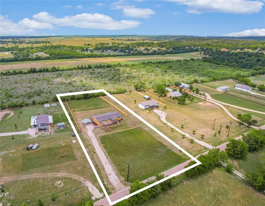 202 Lazy River Ln, Elgin, TX 78621 - #2