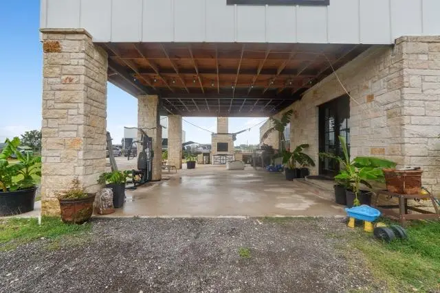 1228 Fm 969, Bastrop, TX 78602 - #2
