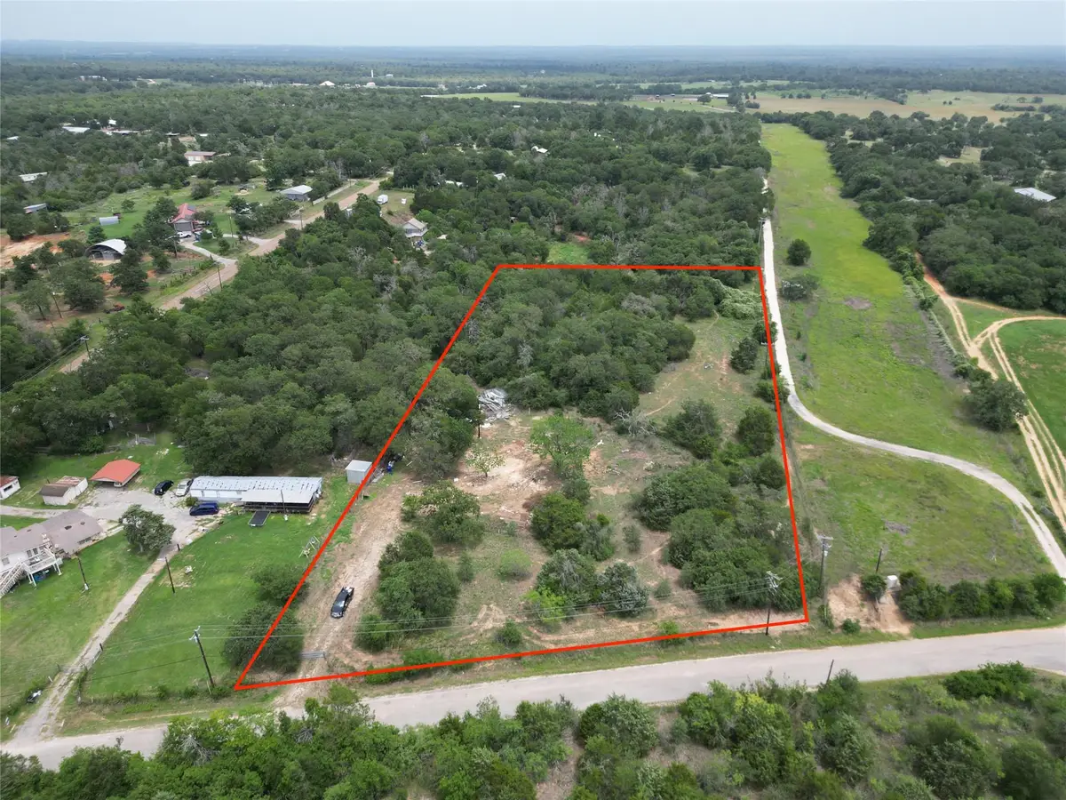 609 Old Sayers Rd, Elgin, TX 78621 - #1
