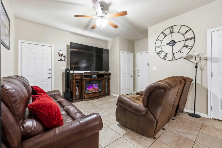 404 Carl Shipp Dr, Liberty Hill, TX 78642 - #3