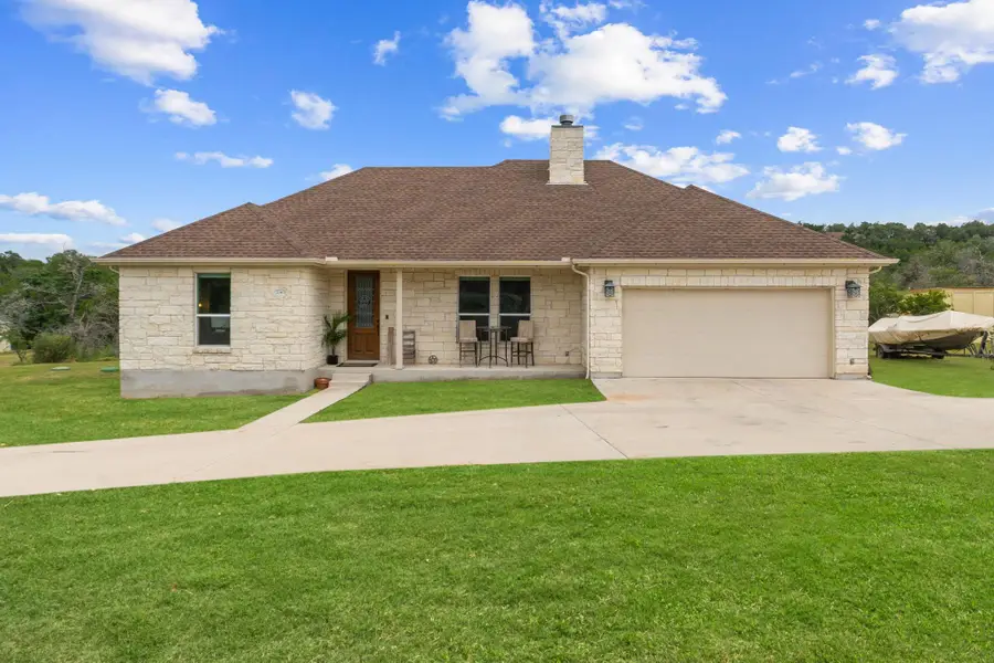 20401 Siesta Shores Dr, Spicewood, TX 78669 - Image #2