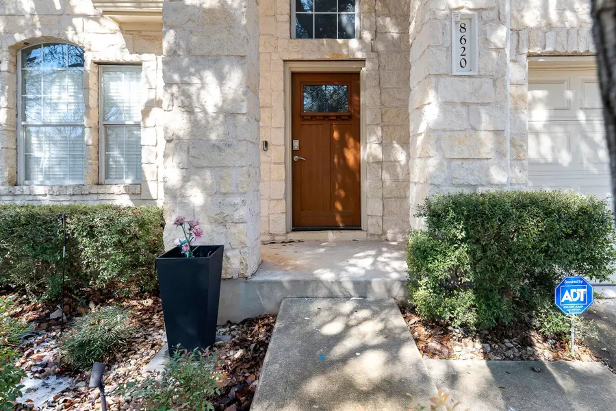 8620 Neider Dr, Austin, TX 78749 - #3