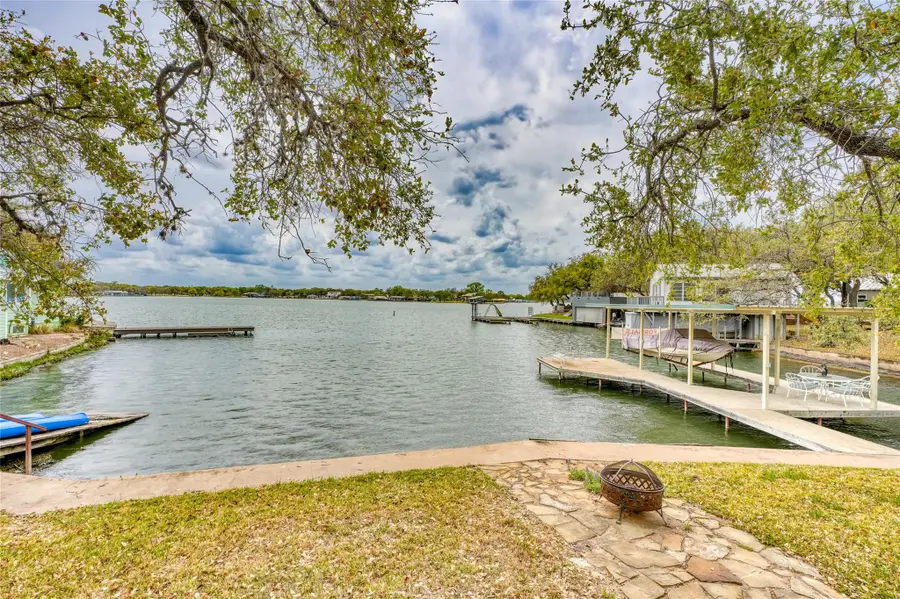 1833 Highland Dr, Marble Falls, TX 78654 - Image #3