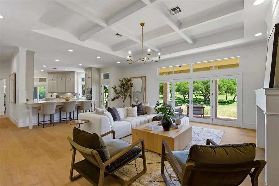 48 Tiburon Dr, The Hills, TX 78738 - #2