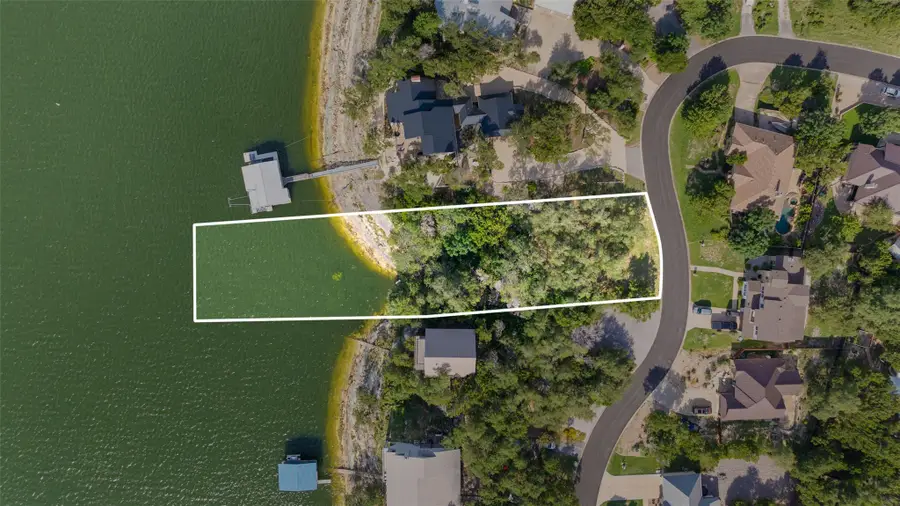 18401 Lakepoint Cir, Point Venture, TX 78645 - Image #3