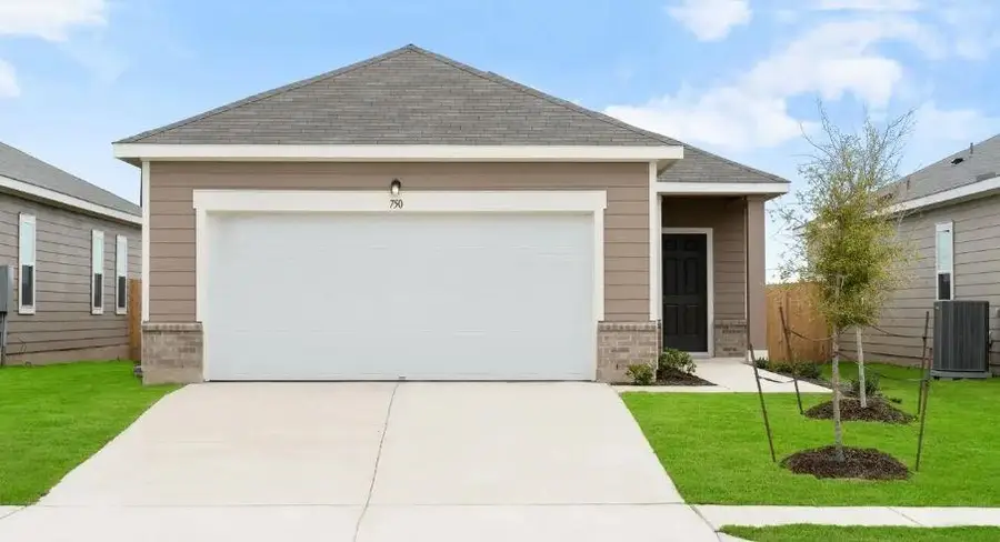 403 Cliff Dr, Maxwell, TX 78656 - Image #2