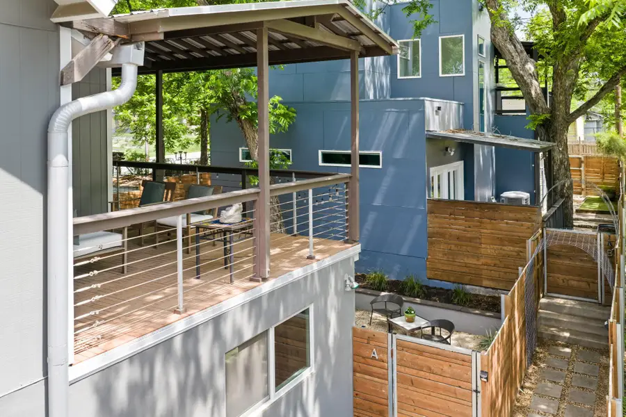 2202 Garden St, Austin, TX 78702 - #2