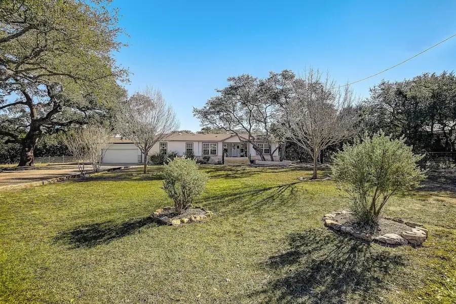3001 Cox Rd, Blanco, TX 78606 - Image #2