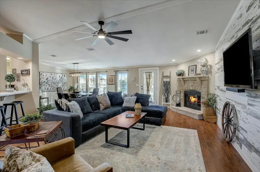 3001 Cox Rd, Blanco, TX 78606 - Image #3